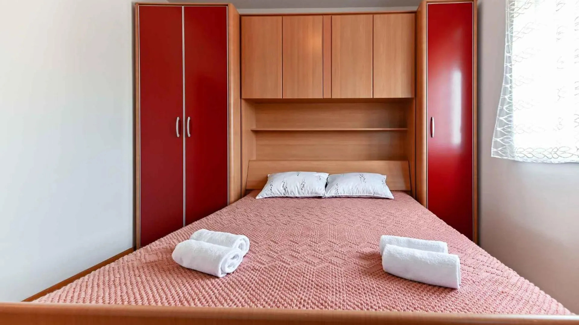 Apartment In Biograd Na Moru 50616