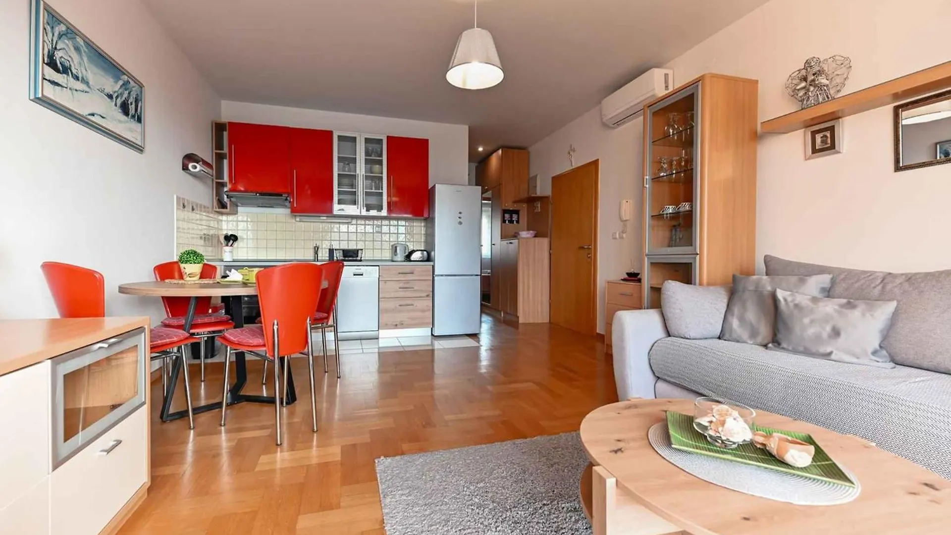 Apartment In Biograd Na Moru 50616